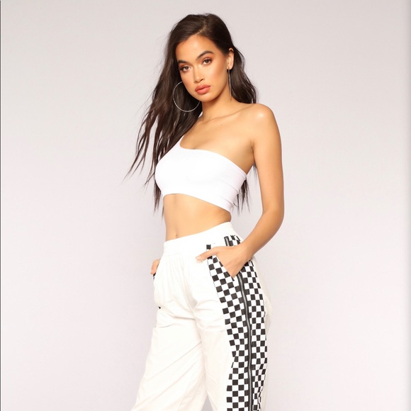 [fashion nova] • [jordan one shoulder crop top] - Picture 4 of 6